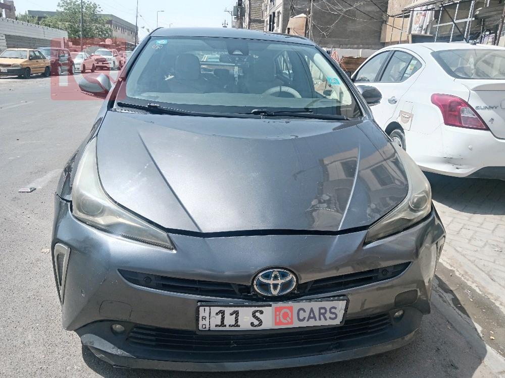 تۆیۆتا پریوس